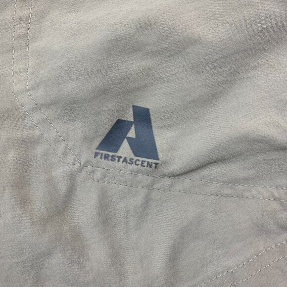 Eddie Bauer First Ascent Mens Shorts 38 Beige Cargo Guide Pro Nylon Spandex - Picture 2 of 12